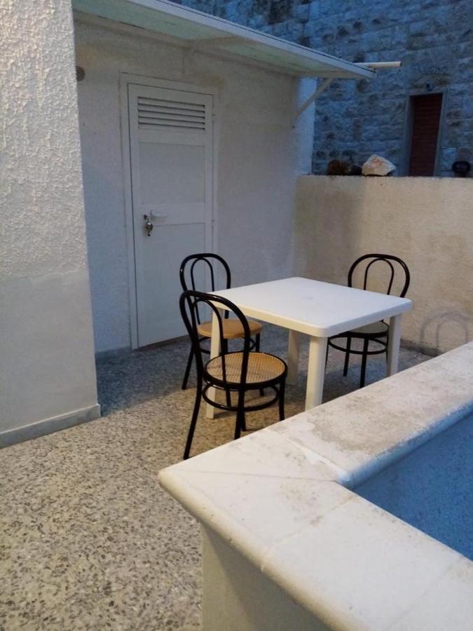 Dimora Storica Fronte Mare Con Terrazzo Privato Villa Torre Canne Exteriör bild